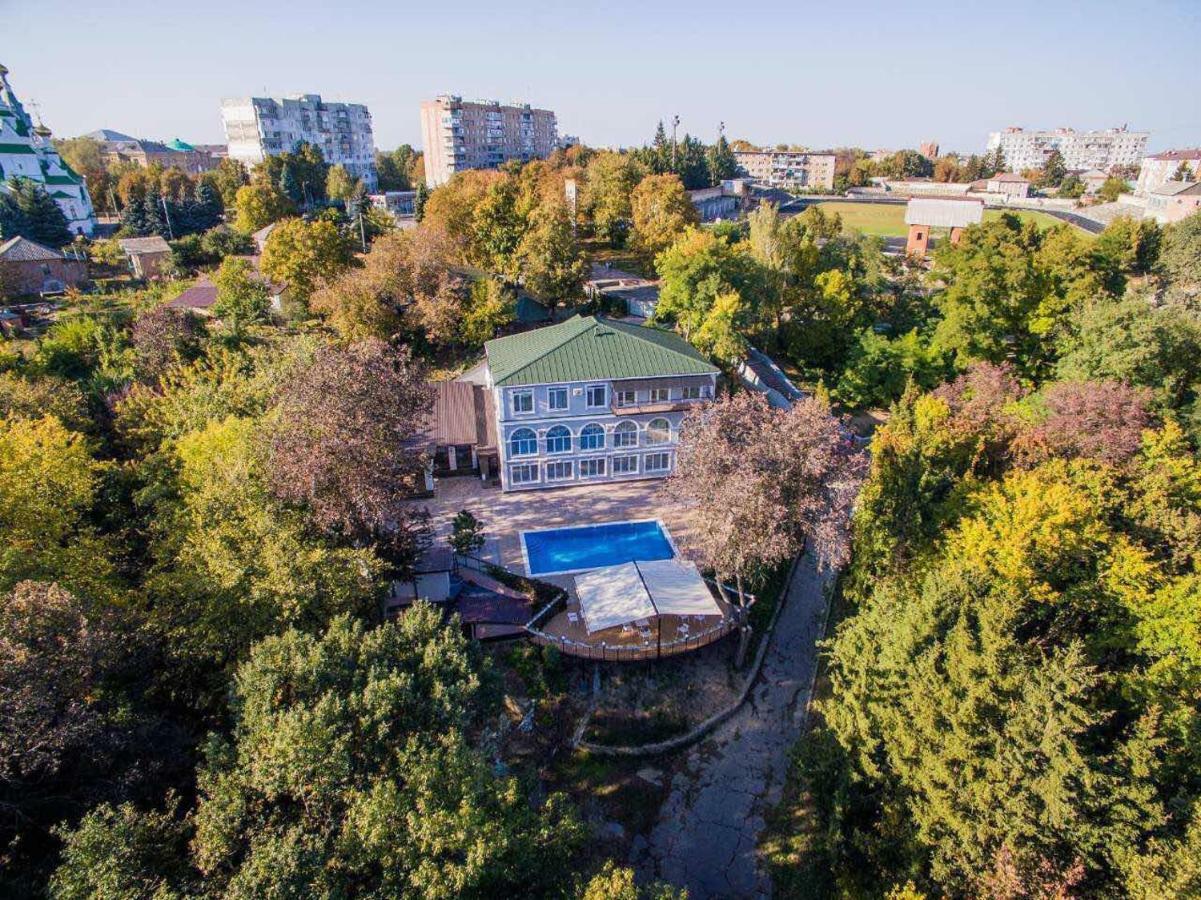 Отельно-Ресторанный Комплекс Златогор Lubny Extérieur photo