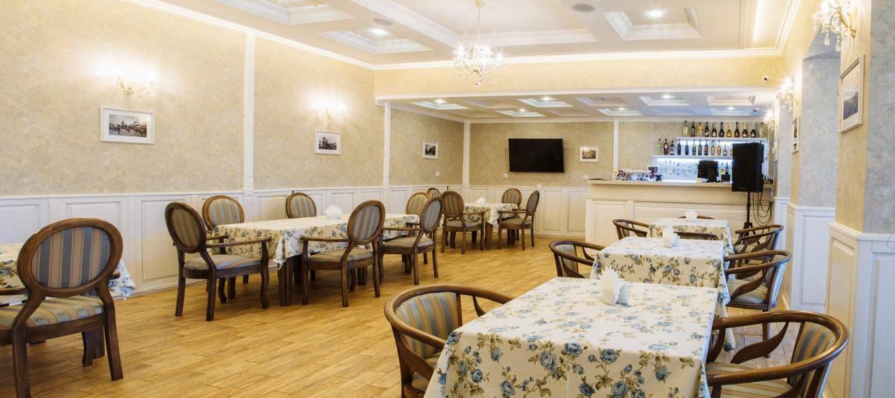 Отельно-Ресторанный Комплекс Златогор Lubny Extérieur photo